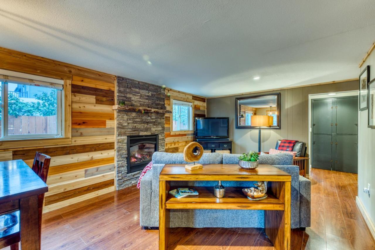 Cozy Coleman St. Cottage Bethel Exterior foto