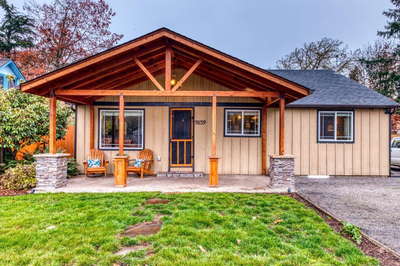 Cozy Coleman St. Cottage Bethel Exterior foto