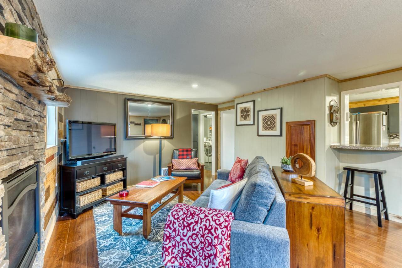 Cozy Coleman St. Cottage Bethel Exterior foto